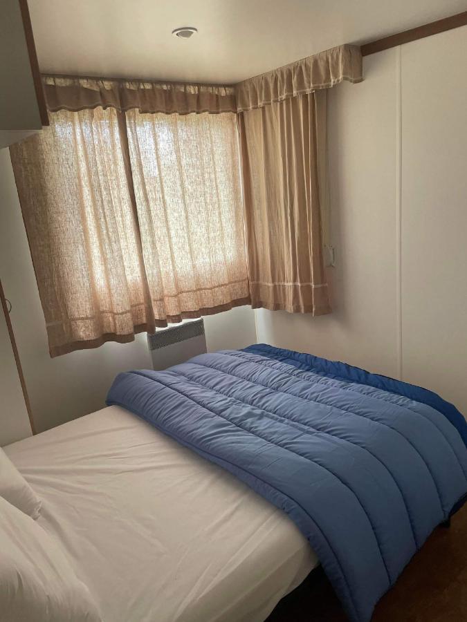 Mobil-Home 4/6 Personnes , Terrasse Couverte ,Piscine Chauffee . Biville-sur-Mer Eksteriør billede